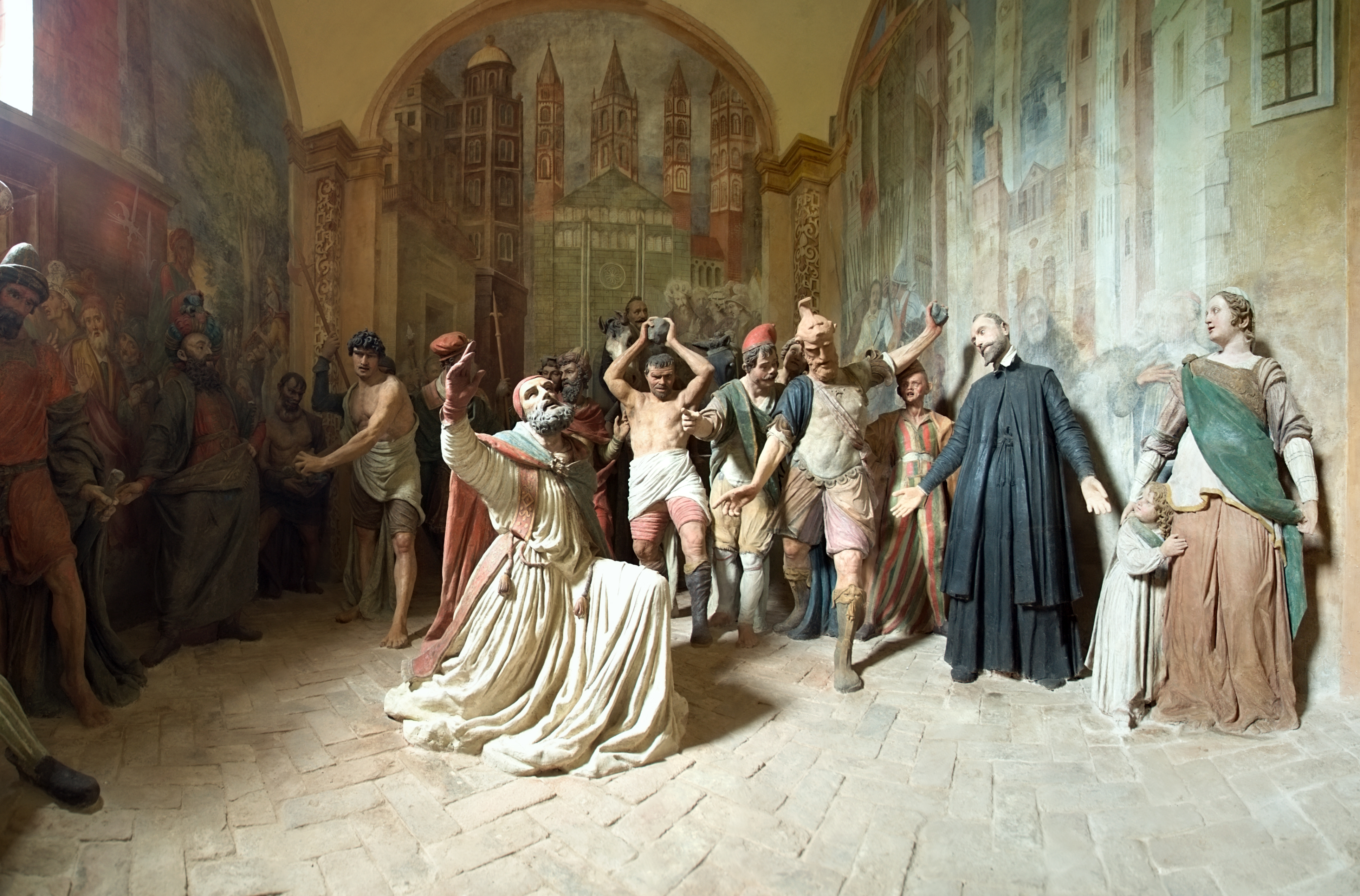 Si apre la cappella del “Martirio di Sant'Eusebio” del Sacro Monte di Crea.
